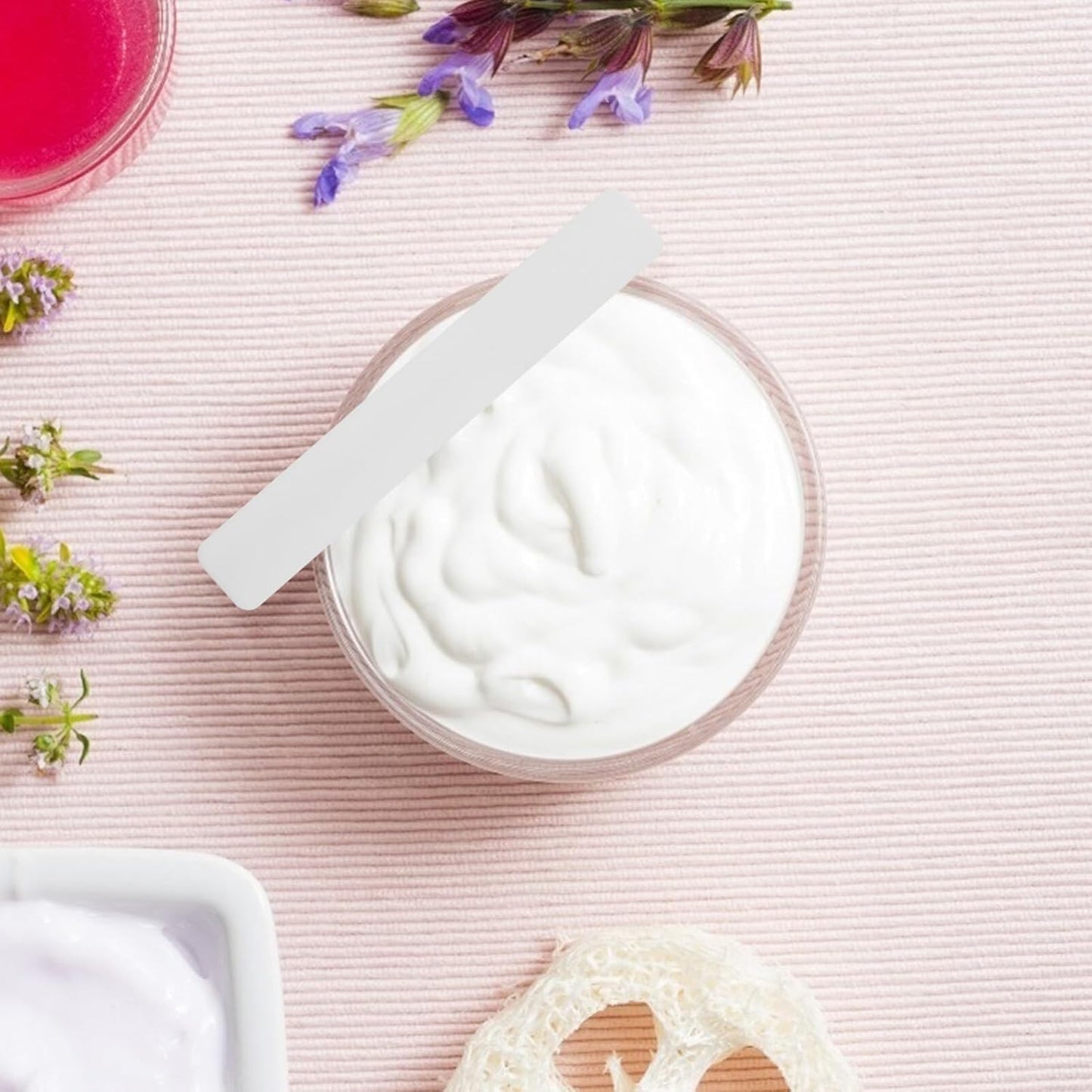 50pcs Soft Film Stick Cream Spoon Cream Spatulas Beauty Spoons Plastic Scrapers Face Mask Scrapers Makeup Spatulas Cosmetic Scrapers Beauty Accessories Beauty Supplies Makeup Tools